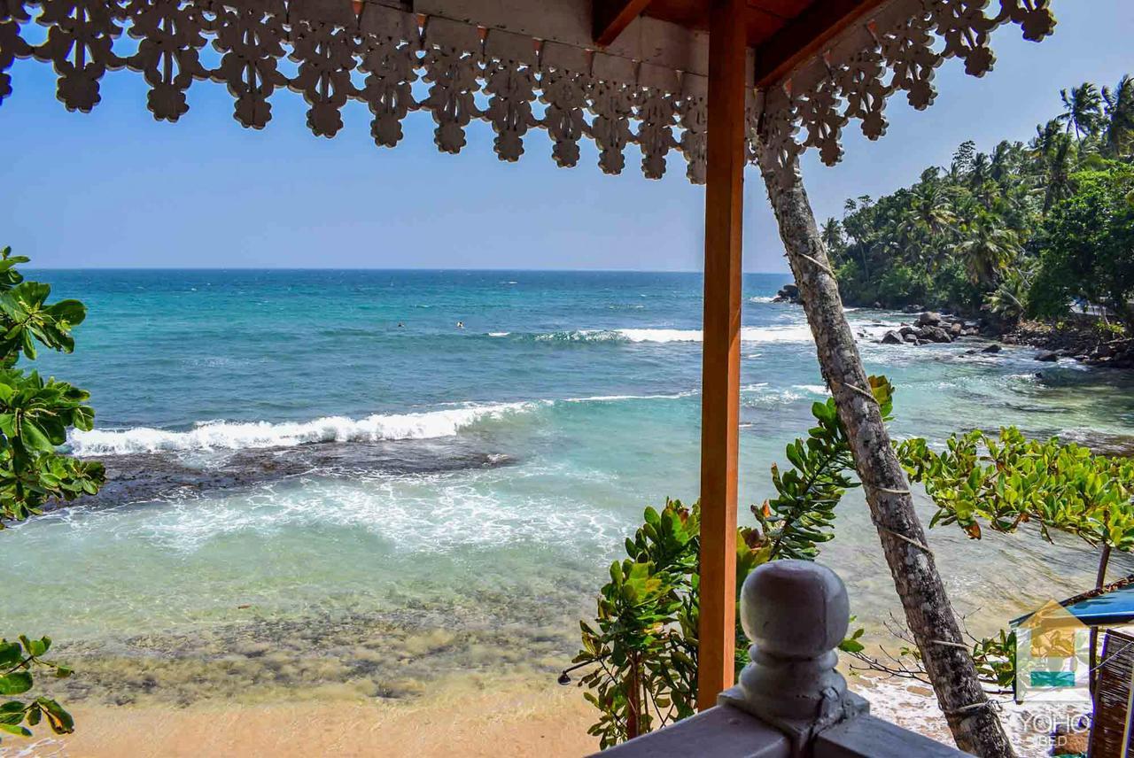 Coral Beach Hotel Mirissa Bagian luar foto